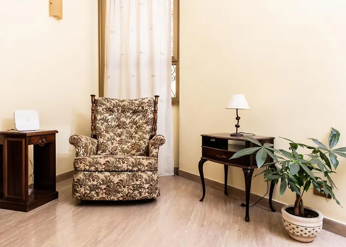 Laterani36 Elegante 3 Camere, Sopra Metro Porta Metronia Apartment *