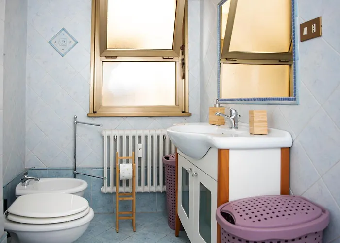 Laterani36 Elegante 3 Camere, Sopra Metro Porta Metronia Apartment *