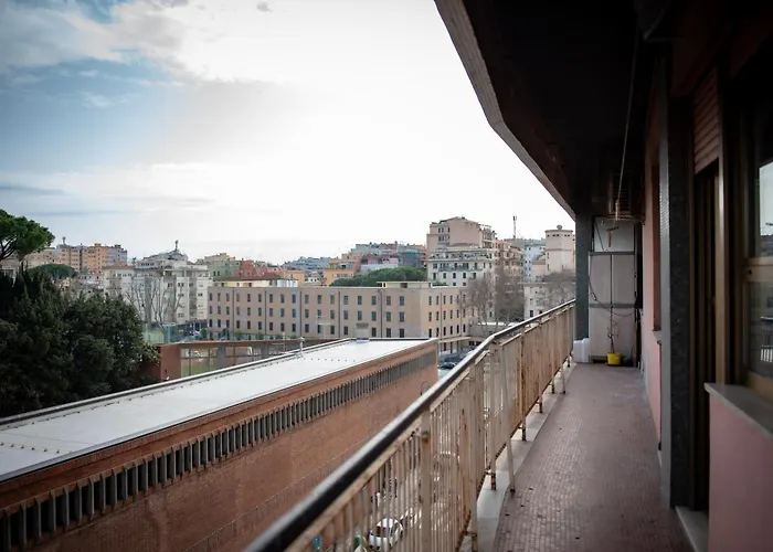 Apartment Laterani36 Elegante 3 Camere, Sopra Metro Porta Metronia Rom
