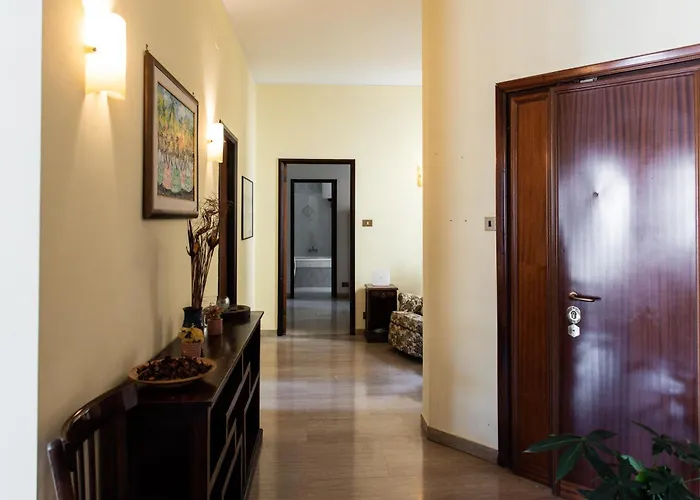 Apartment Laterani36 Elegante 3 Camere, Sopra Metro Porta Metronia